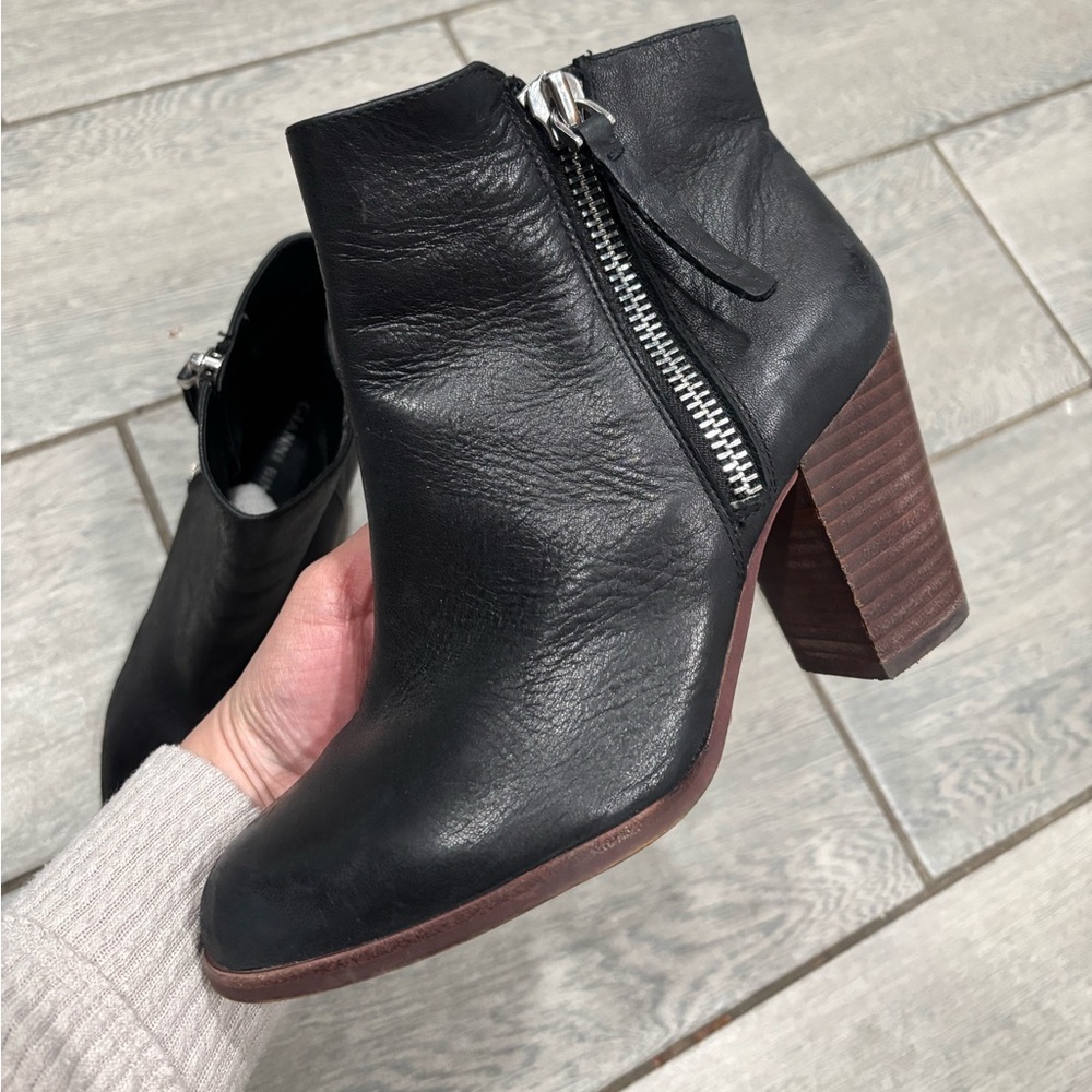 Gianni Binni Chellie Black Ankle Boots Size 7.5 - Picture 3 of 7